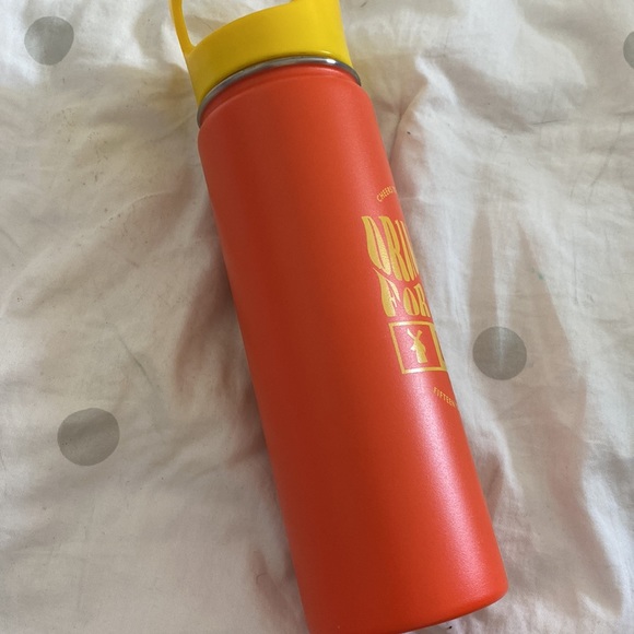 Dutch bros bottle new - Picture 4 of 4